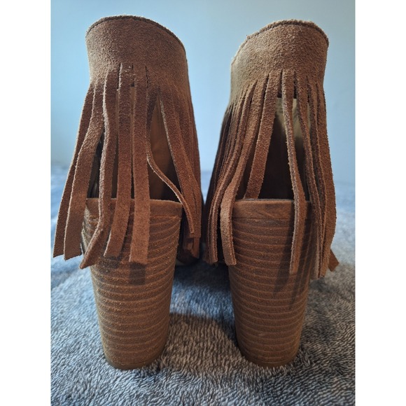 Carlos Santana Brown Suede Fringe Peep-Toe Ankle Boots - Picture 6 of 15